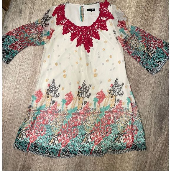Ryu Dresses & Skirts - Ryu Women’s Colorful Size Large Dress Trees Nature Boho